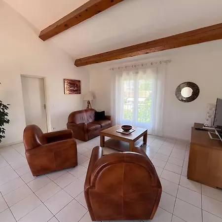 St Raphael A Pieds * Saint-Raphael (Var)