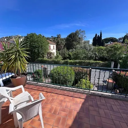 Apartment St Raphael A Pieds