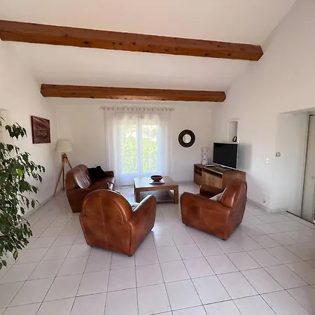 Apartment St Raphael A Pieds Saint-Raphael (Var)