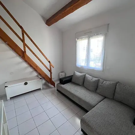 Daire St Raphael A Pieds *