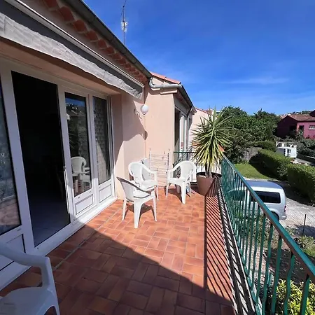 Daire St Raphael A Pieds *